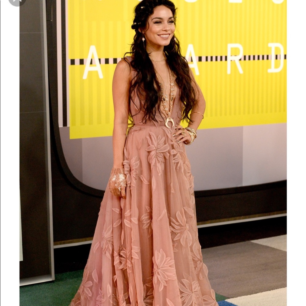 NWT Luxxel Tulle Gown - Picture 8 of 8